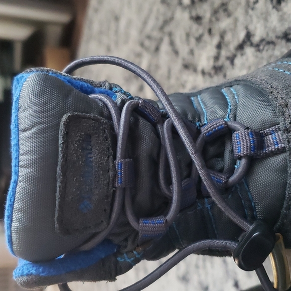 Columbia snow boots toddler size 7 - Picture 2 of 4